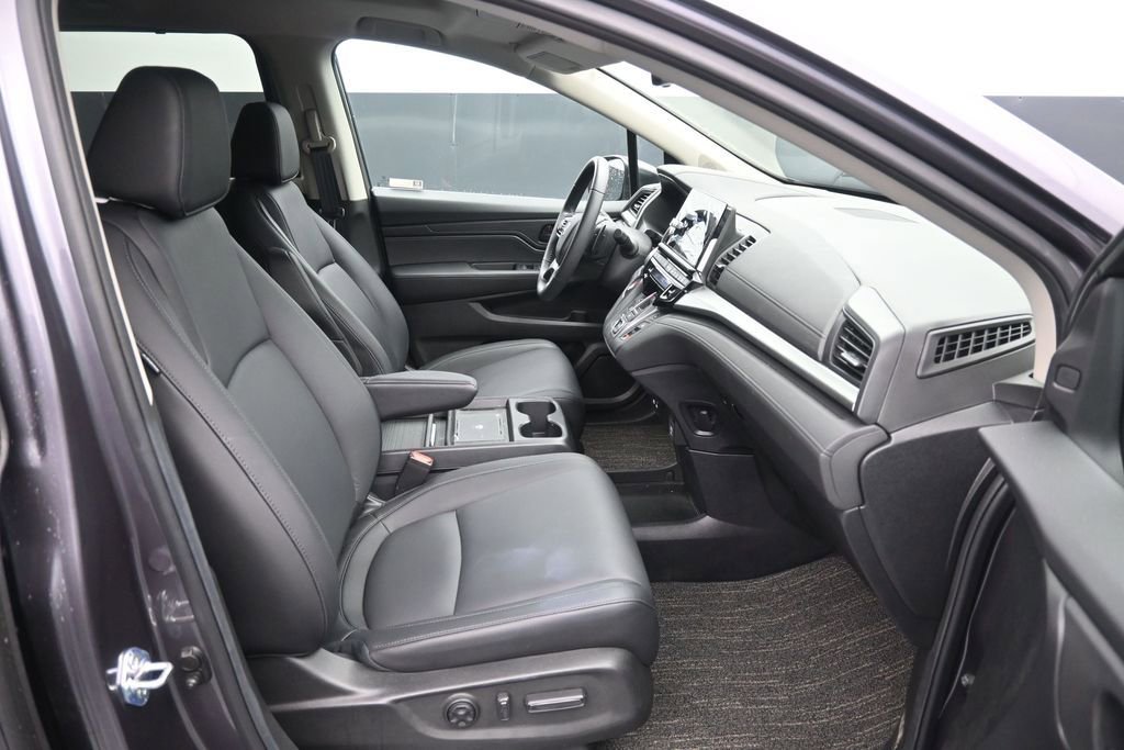 Used 2026 Honda Odyssey EX-L image 11