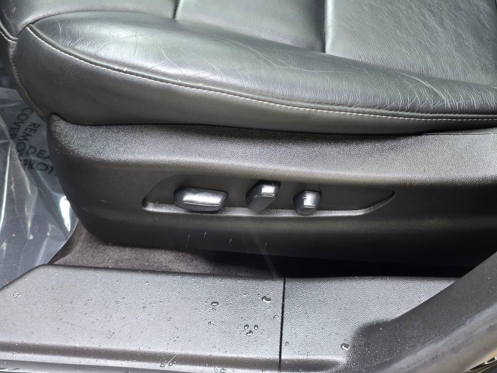 Certified 2023 Cadillac XT4 Premium Luxury w/ Driver Assist Package image 24