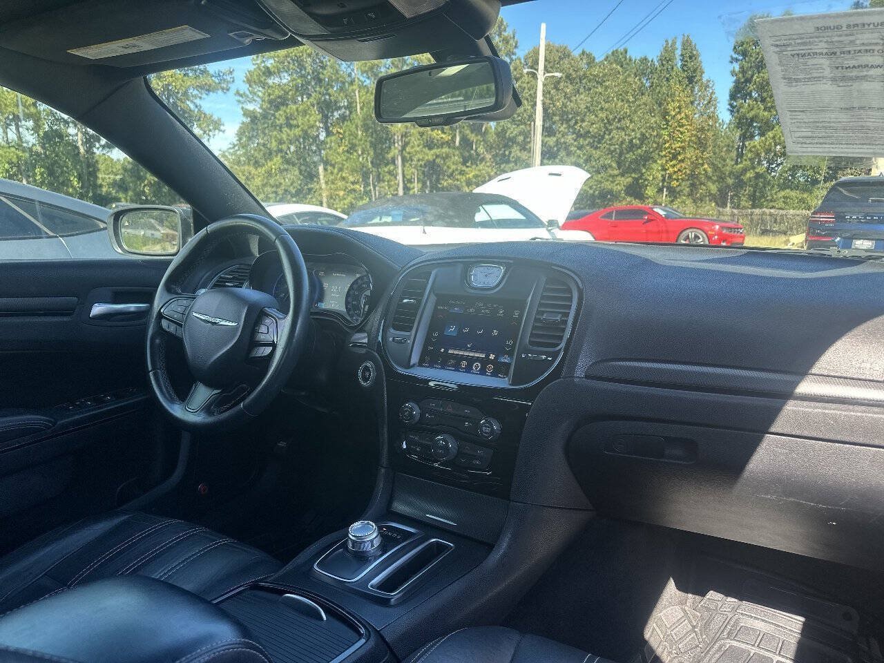 Used 2015 Chrysler 300 S w/ 300S Premium Group AWD/4WD image 37