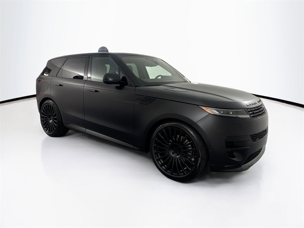New 2026 Land Rover Range Rover Sport Dynamic SE image 3