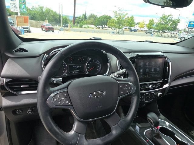 Used 2023 Chevrolet Traverse RS AWD/4WD image 24