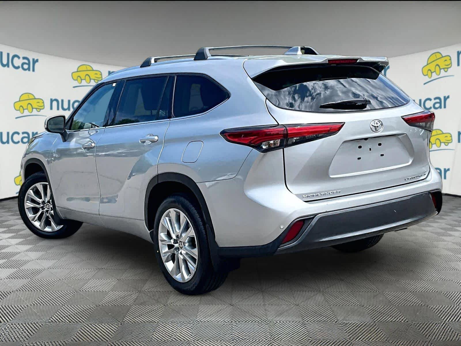 Used 2023 Toyota Highlander Limited AWD/4WD image 4