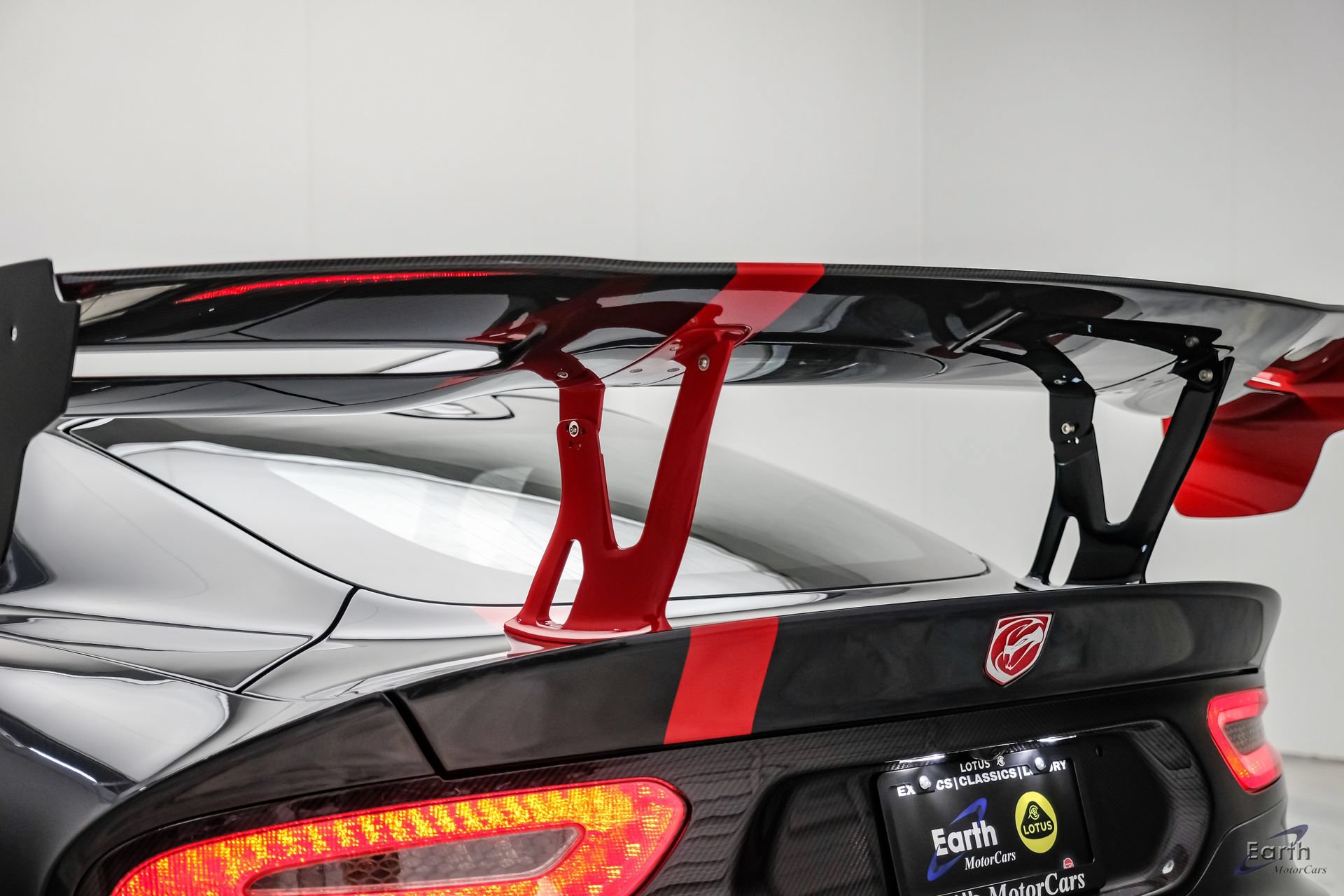 Used 2017 Dodge Viper ACR w/ Extreme Aero Package RWD image 22