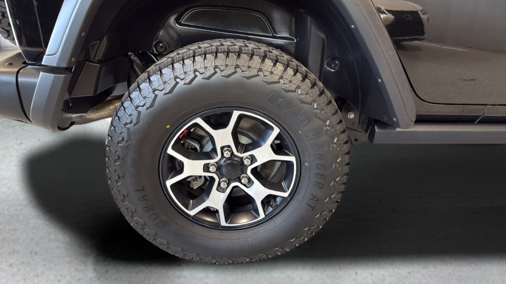 Used 2019 Jeep Wrangler Unlimited Rubicon w/ Steel Bumper Group AWD/4WD image 15
