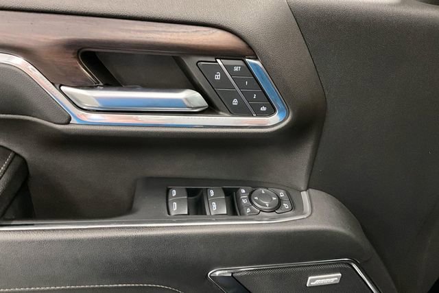 Used 2024 GMC Sierra 2500 SLT w/ SLT Premium Package image 40