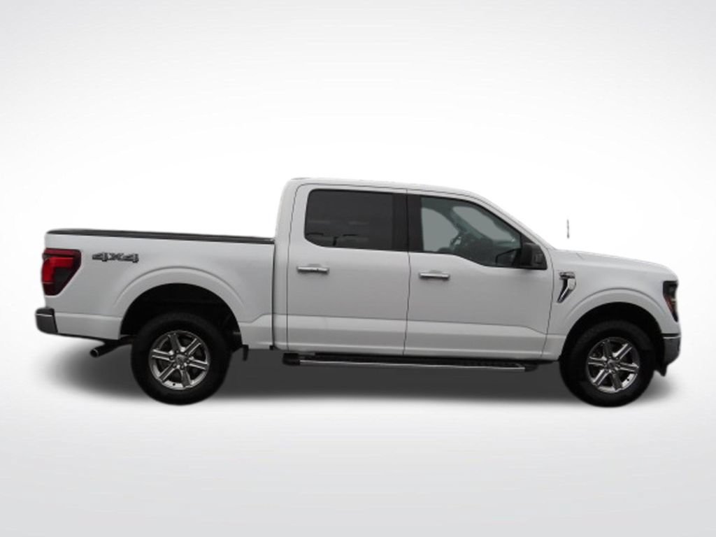 Used 2025 Ford F150 XLT w/ Equipment Group 301A Standard AWD/4WD image 9