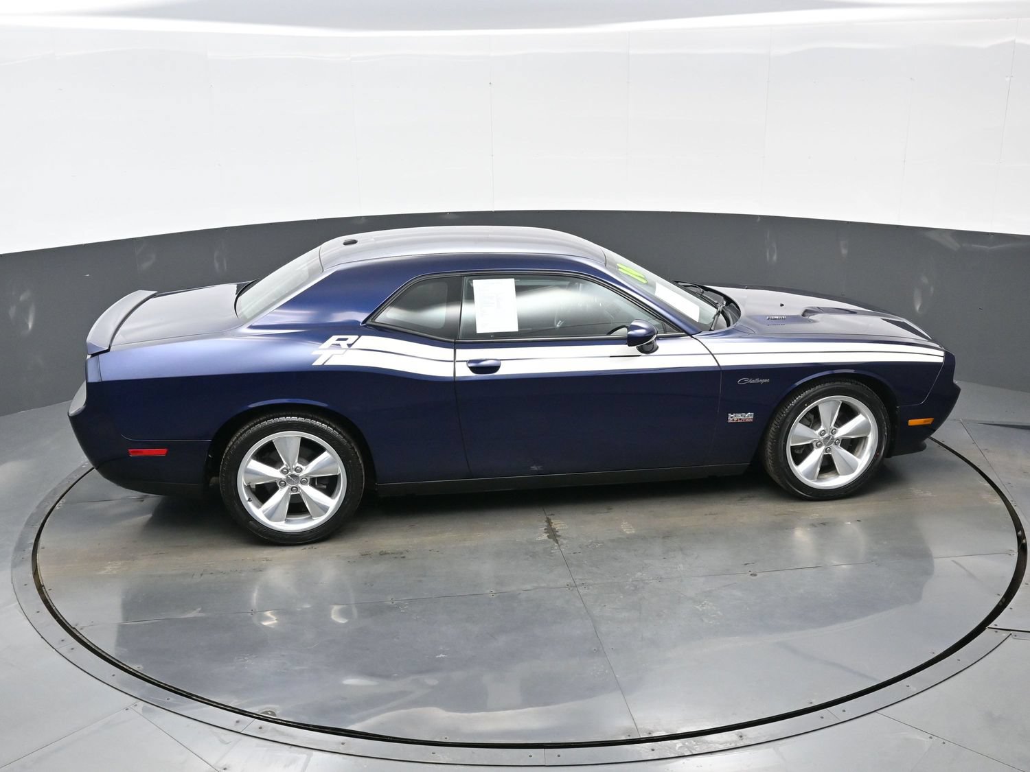 Used 2014 Dodge Challenger R/T RWD image 38