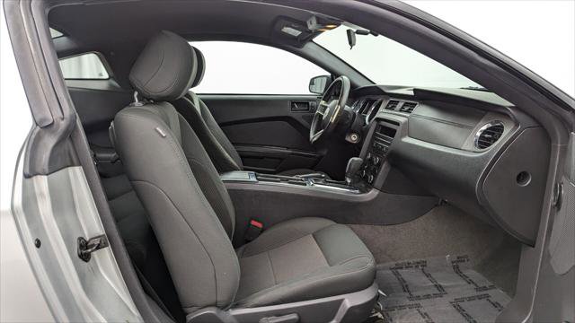 Used 2014 Ford Mustang V6 image 16