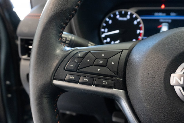Used 2024 Nissan Sentra SR FWD image 11