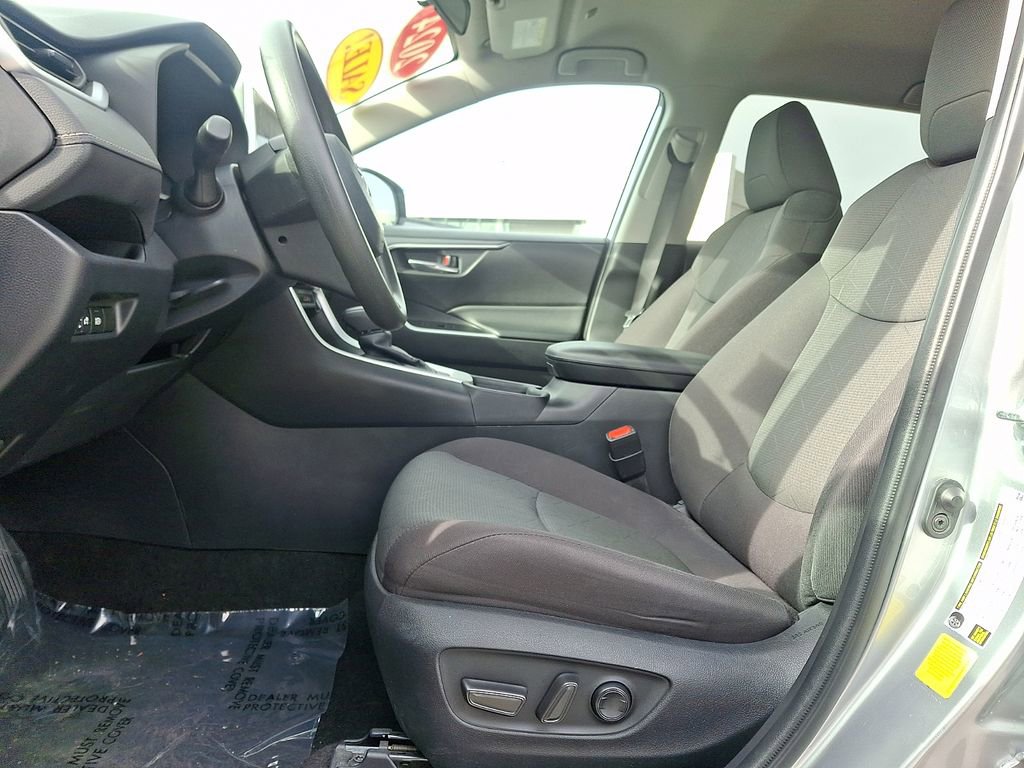 Used 2024 Toyota RAV4 XLE image 13