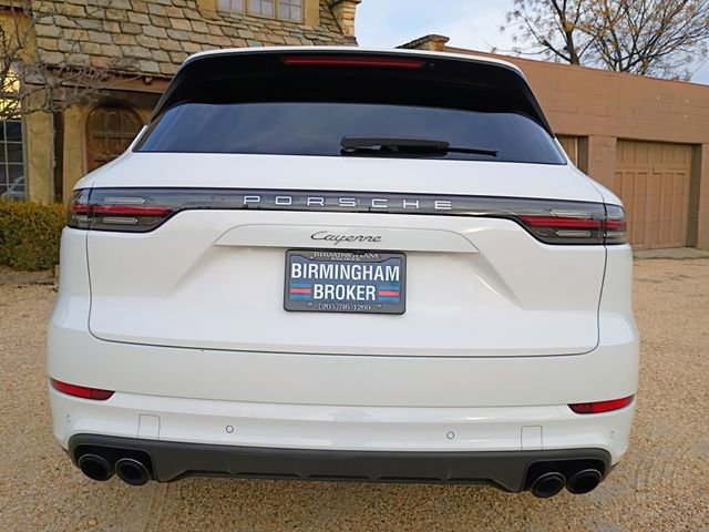 Used 2020 Porsche Cayenne image 12