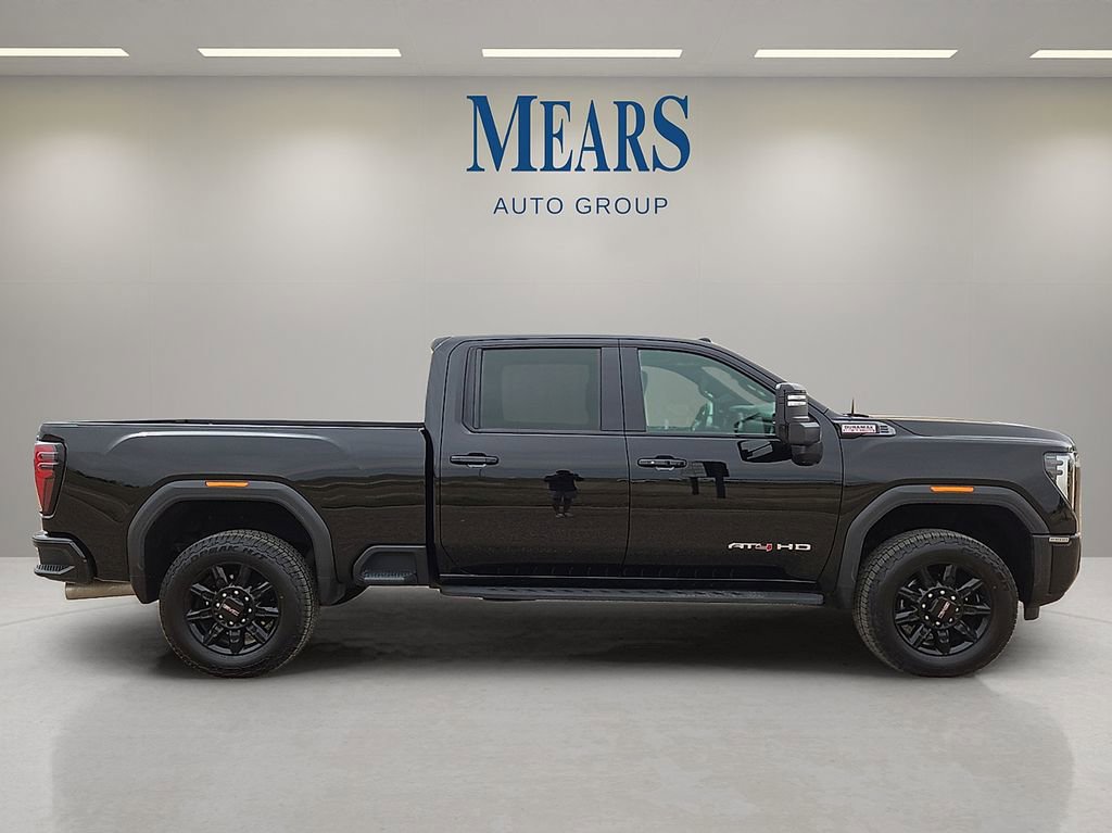 Used 2025 GMC Sierra 2500 AT4 w/ AT4 Preferred Package image 6