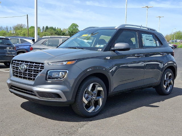 New 2026 Hyundai Venue SEL FWD image 2