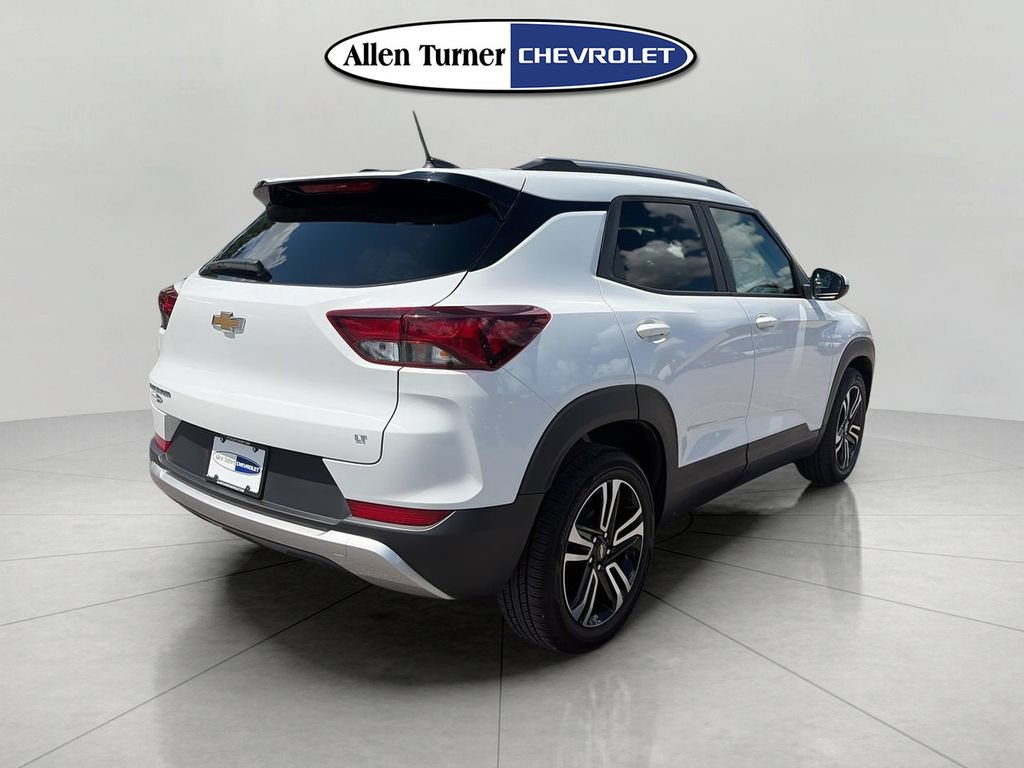 Used 2023 Chevrolet TrailBlazer LT FWD image 4
