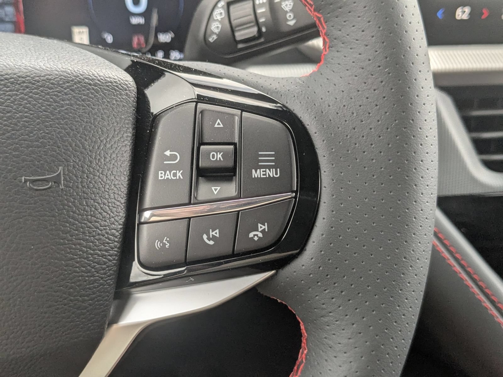 New 2026 Ford Explorer ST-Line w/ ST-Line Street Pack AWD/4WD image 18