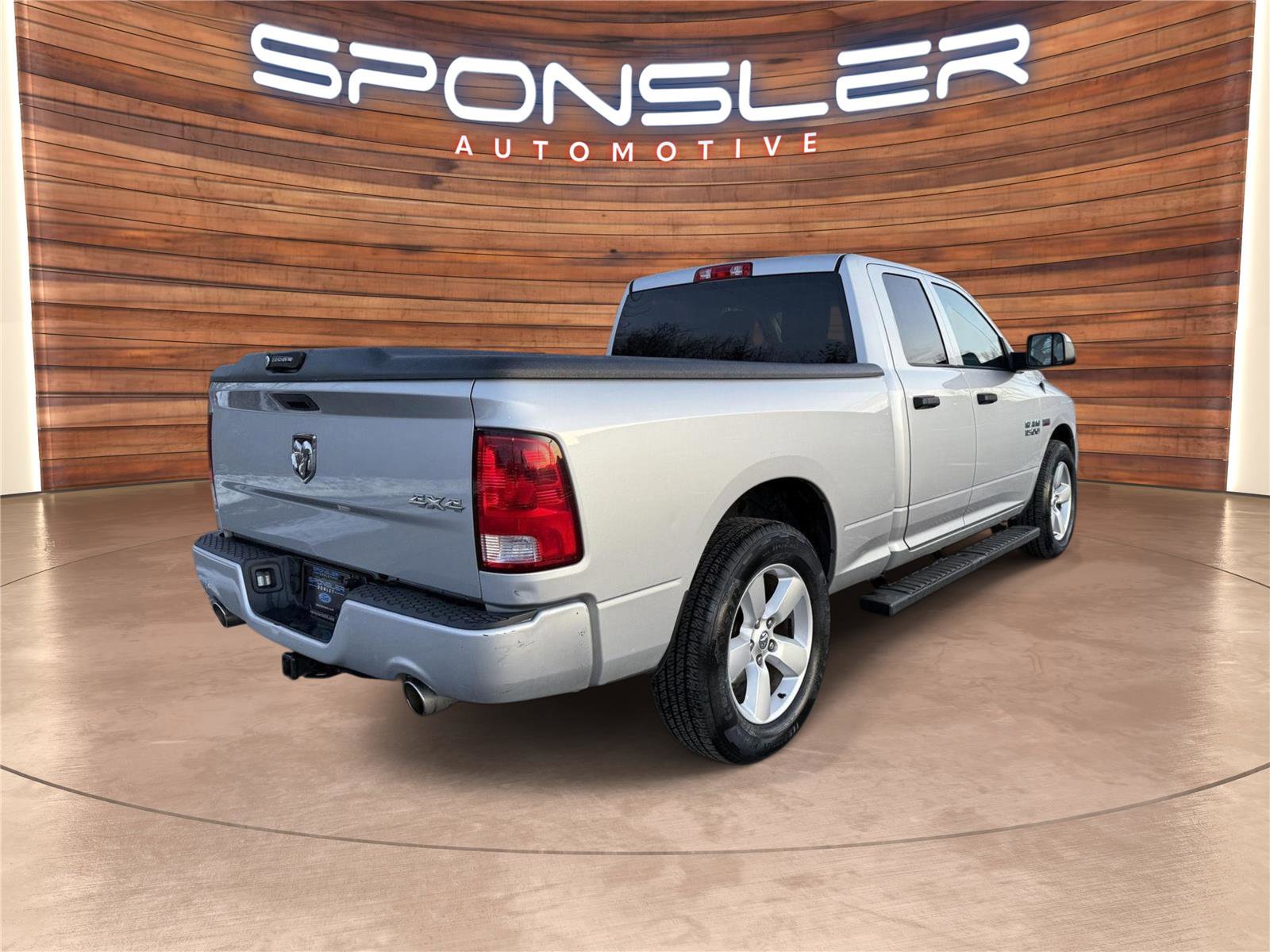 Used 2016 RAM 1500 Express image 6