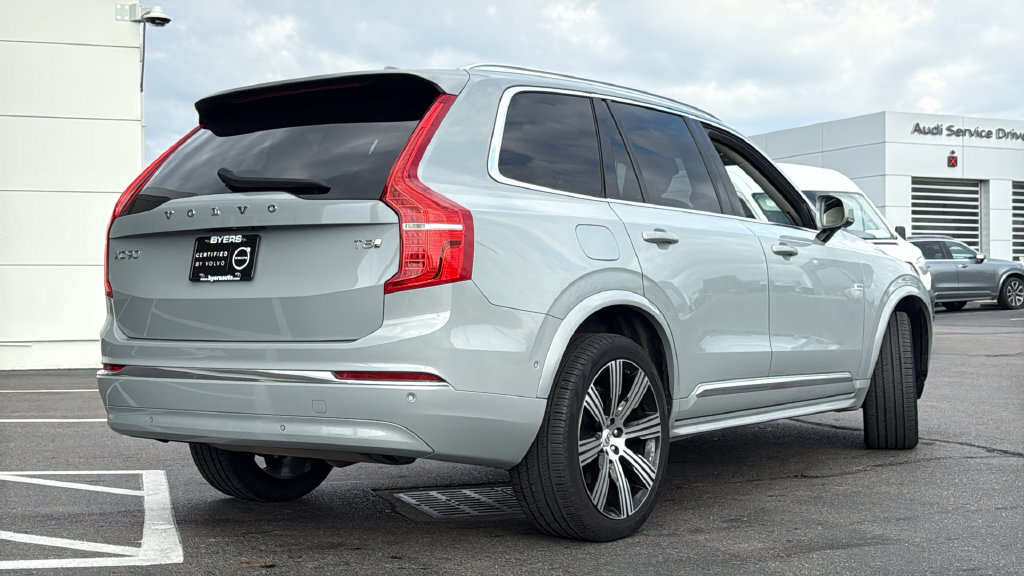 Used 2025 Volvo XC90 T8 Plus AWD/4WD image 4