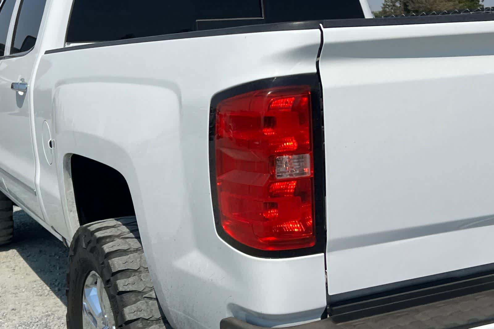 Used 2017 Chevrolet Silverado 2500 High Country w/ Duramax Plus Package AWD/4WD image 13