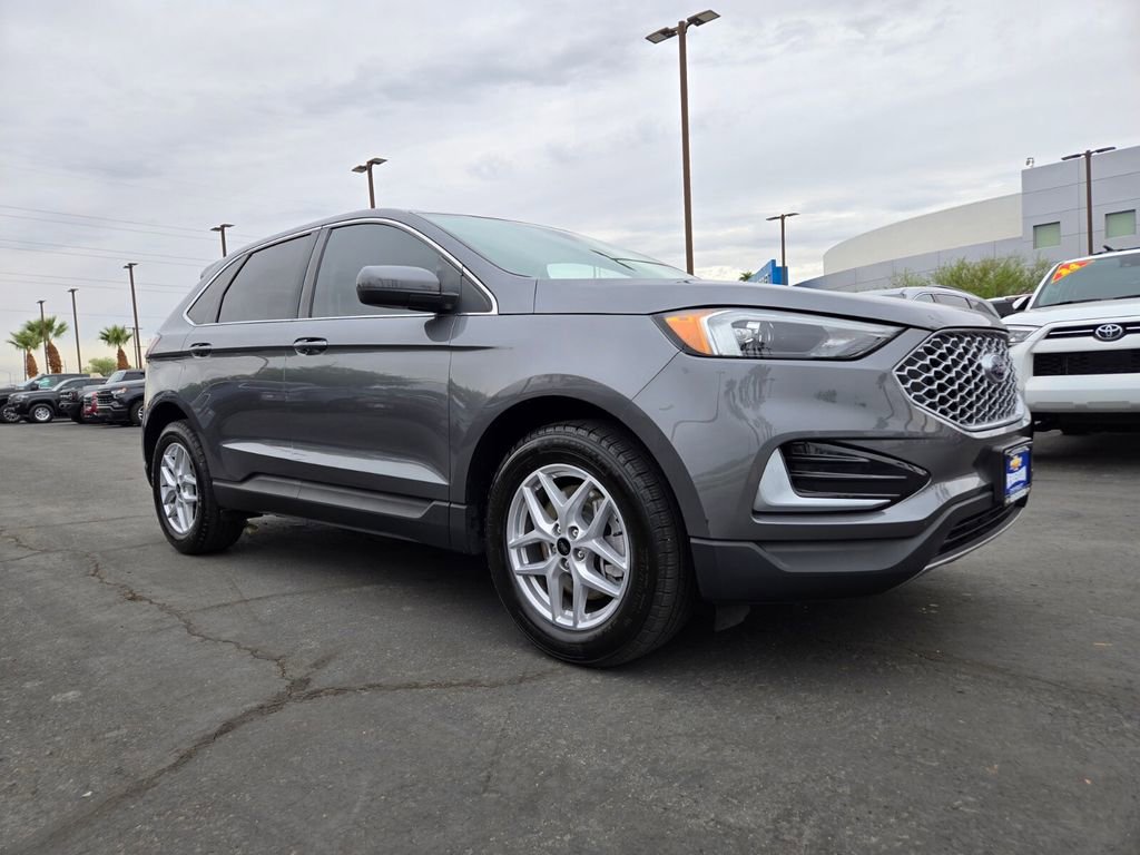 Used 2024 Ford Edge SEL