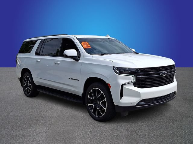 Used 2024 Chevrolet Suburban RST w/ Luxury Package AWD/4WD image 3
