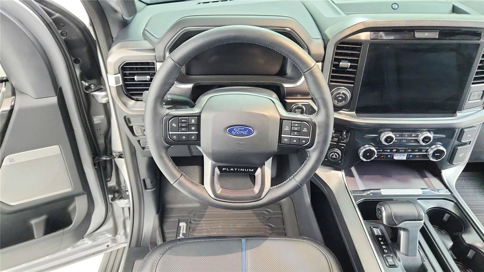 Used 2025 Ford F150 Platinum AWD/4WD image 16