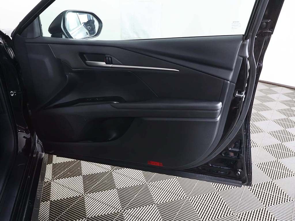 Used 2025 Toyota Camry LE FWD image 21