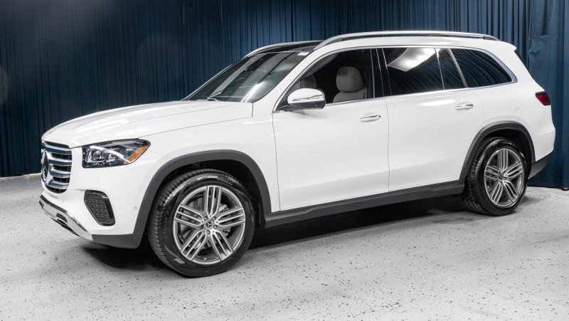 Used 2025 Mercedes-Benz GLS 450 4MATIC