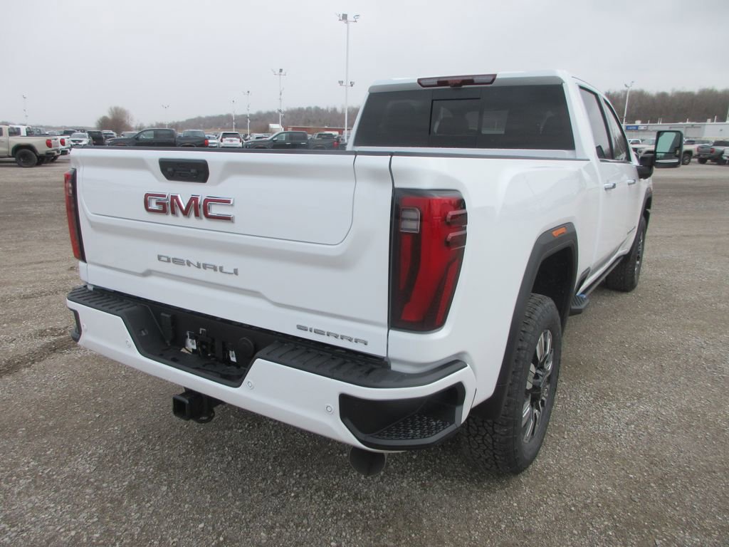 New 2026 GMC Sierra 3500 Denali w/ Denali Reserve Package AWD/4WD image 4