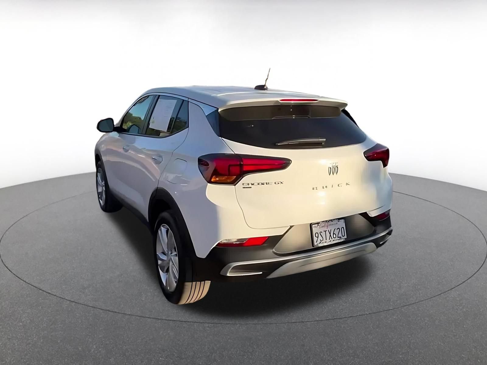 Used 2025 Buick Encore GX Preferred AWD/4WD image 11
