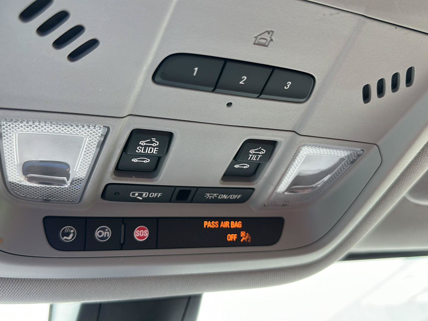 Used 2020 GMC Acadia AT4 w/ Driver Alert Package II AWD/4WD image 27