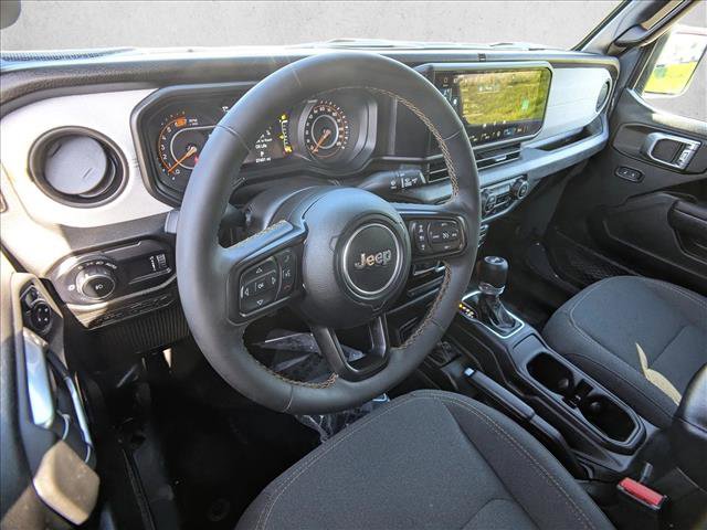 Used 2024 Jeep Wrangler Unlimited Sport AWD/4WD image 10