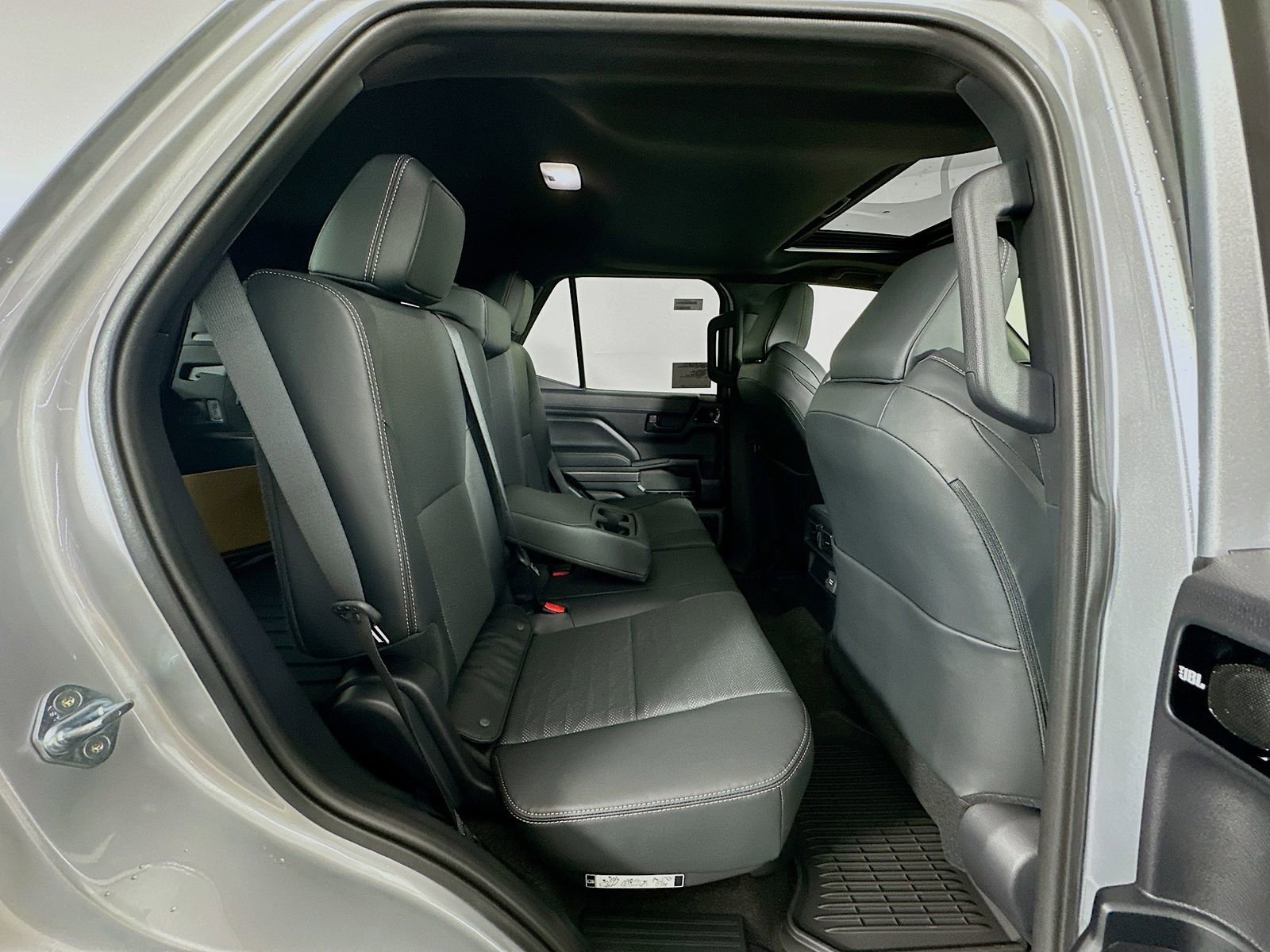 New 2025 Toyota 4Runner TRD Off-Road Premium AWD/4WD image 29