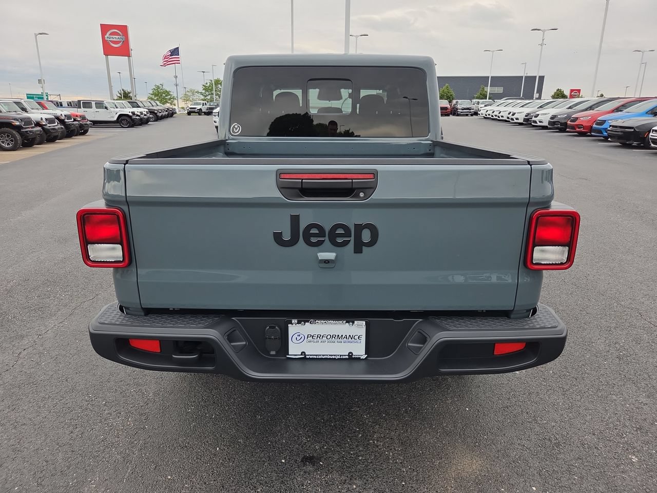 New 2026 Jeep Gladiator Sport AWD/4WD image 6