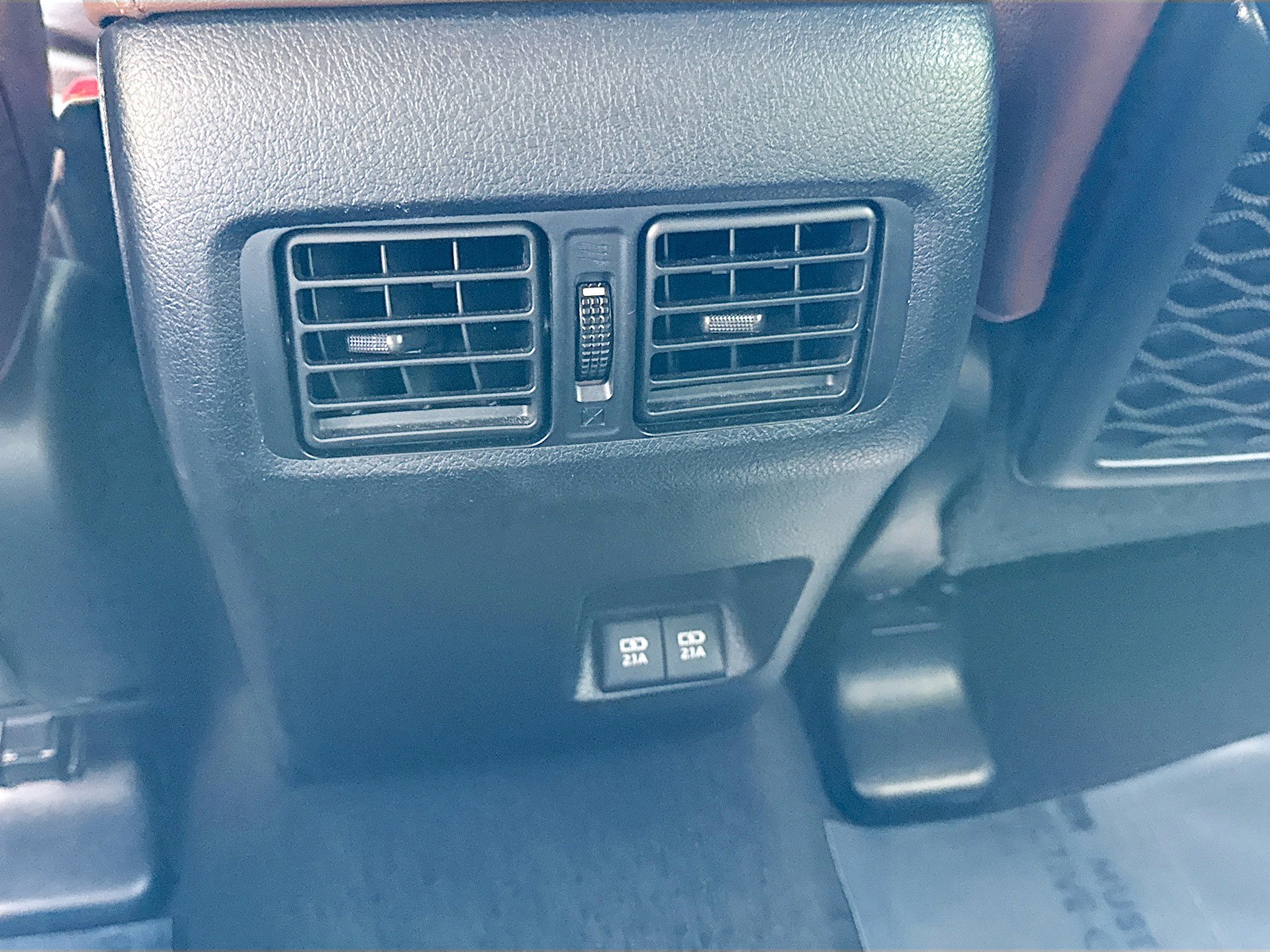 Used 2021 Toyota 4Runner Limited image 18