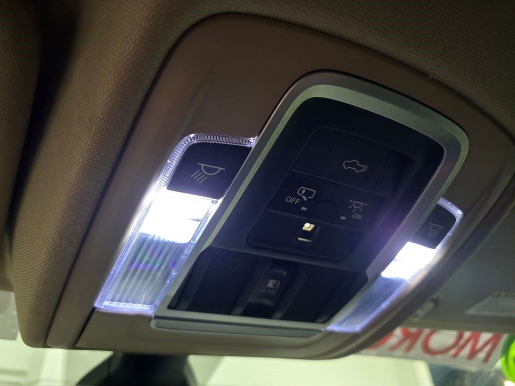 Used 2020 RAM 1500 Laramie RWD image 33