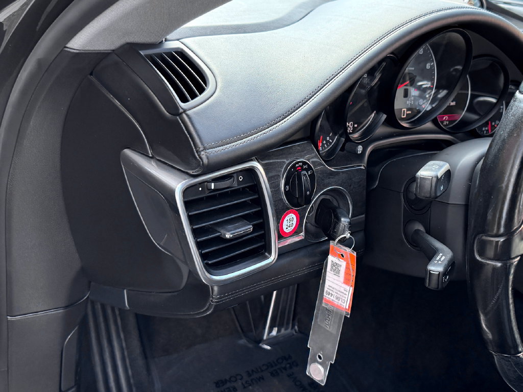 Used 2012 Porsche Panamera 4S image 19