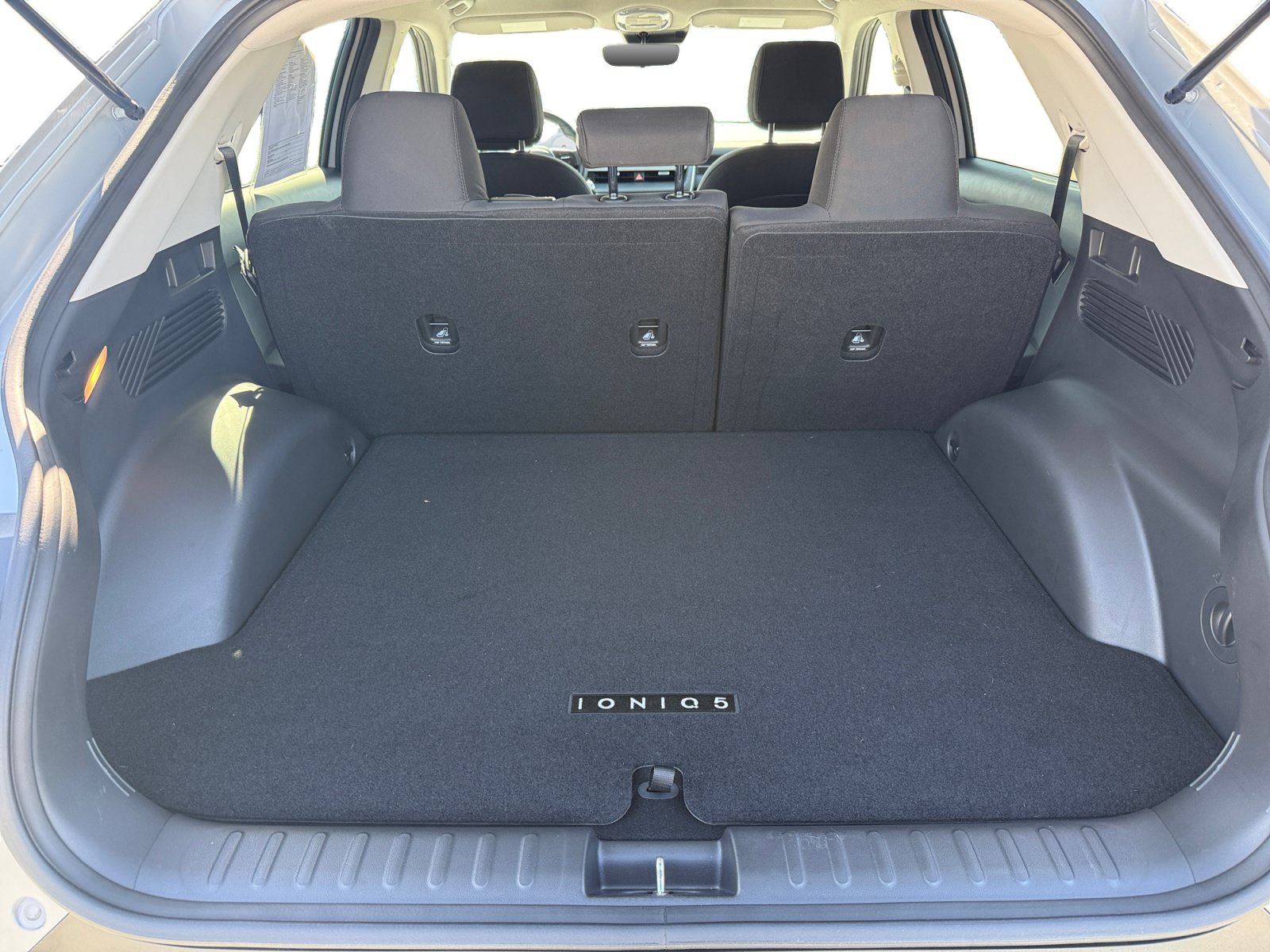 Certified 2024 Hyundai Ioniq 5 SE RWD image 17
