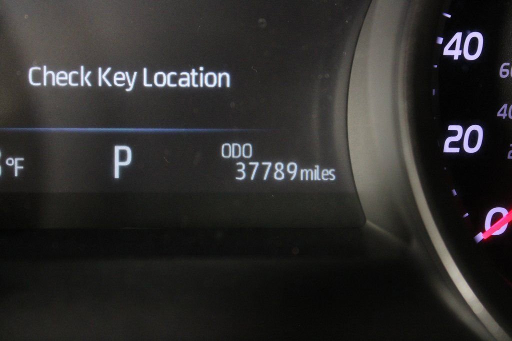 Used 2021 Toyota Camry XSE image 23