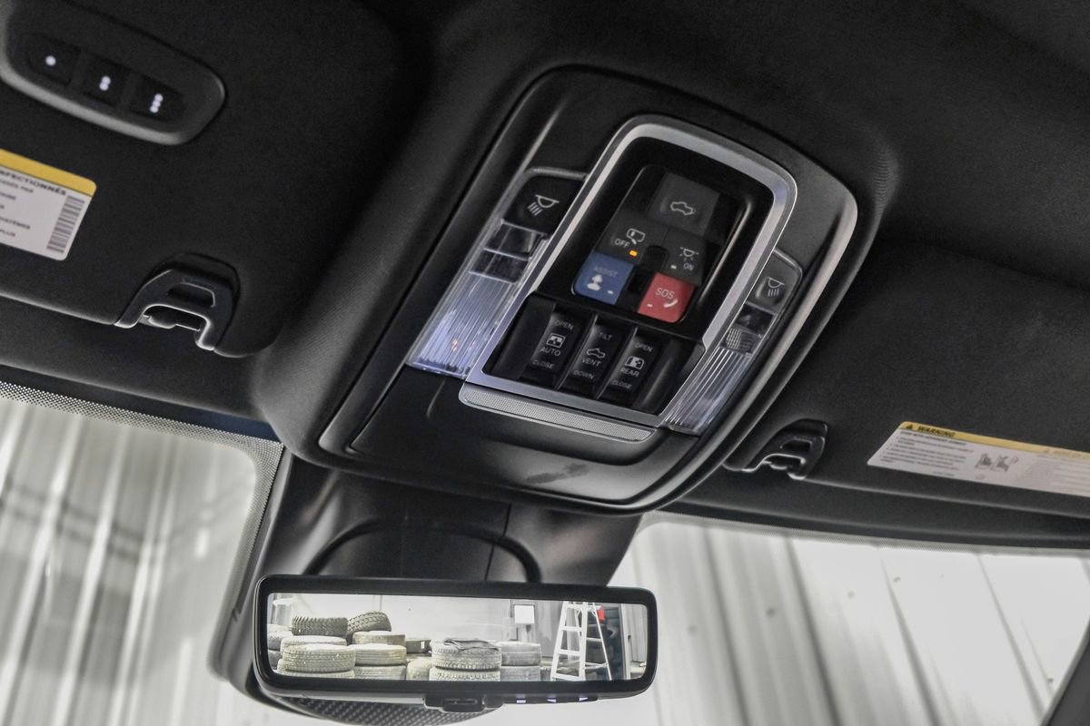 Used 2022 RAM 3500 Laramie image 24