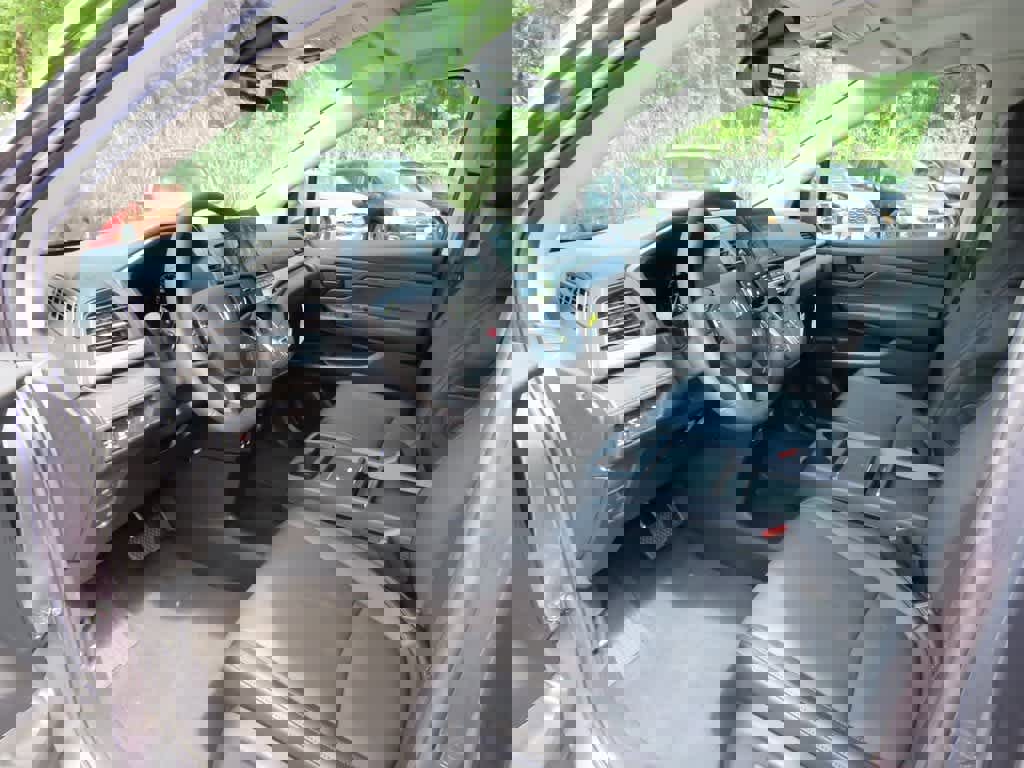 New 2026 Honda Odyssey EX-L image 2