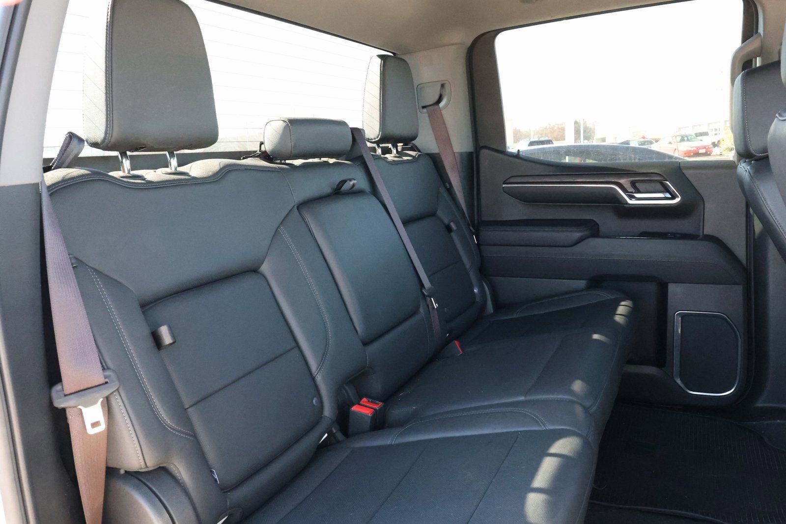 Used 2024 GMC Sierra 1500 SLT w/ X31 Off-Road Package image 30