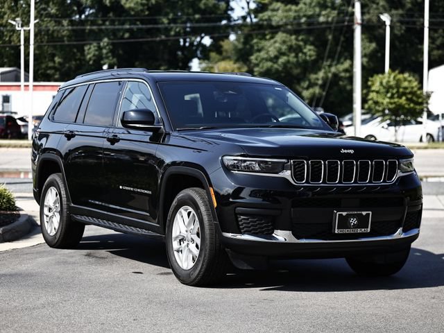 Used 2025 Jeep Grand Cherokee L Laredo w/ Luxury Tech Group I RWD image 12