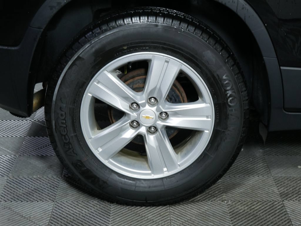 Used 2019 Chevrolet Trax LT w/ LT Convenience Package FWD image 11