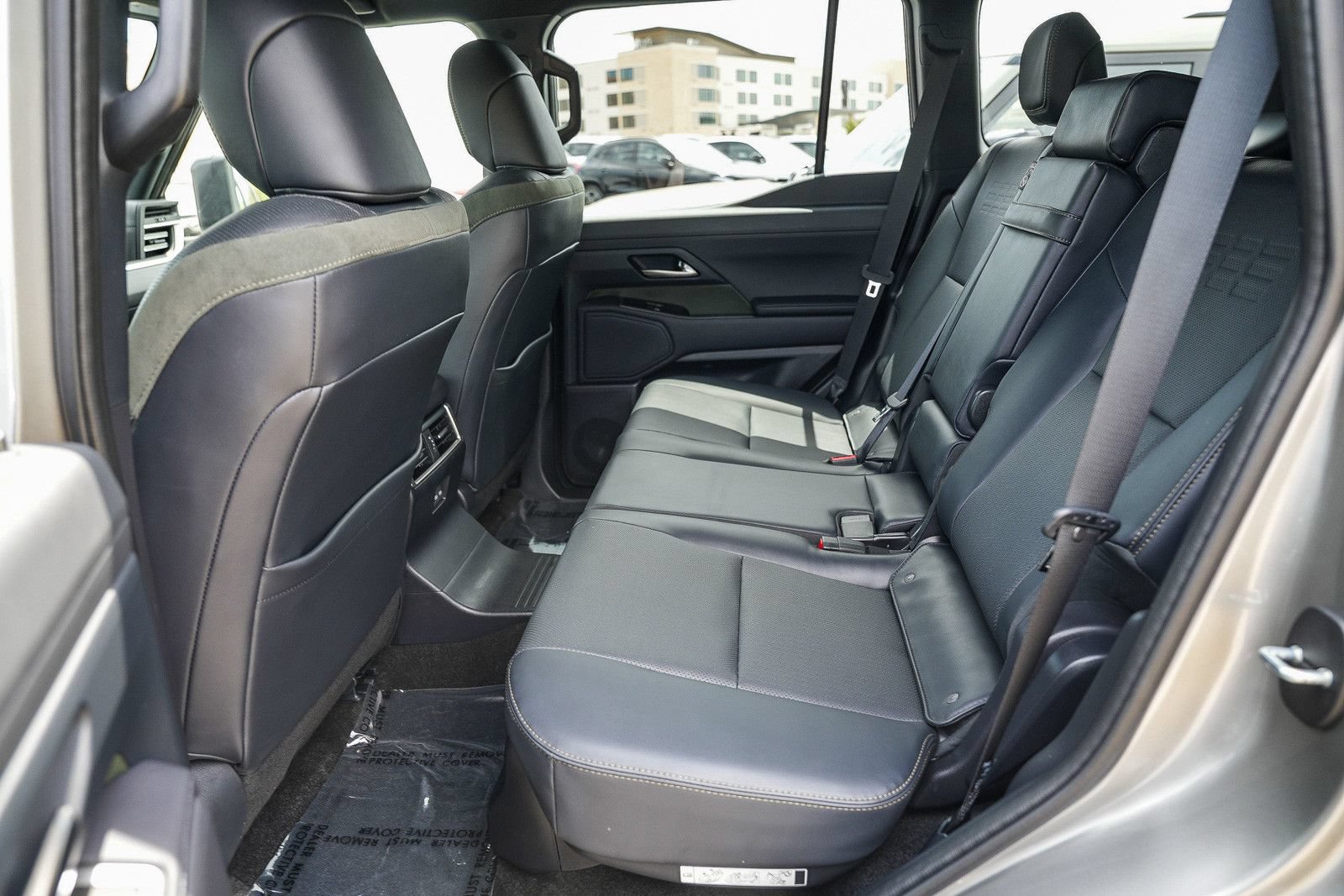 Used 2025 Lexus GX 550 AWD/4WD image 18