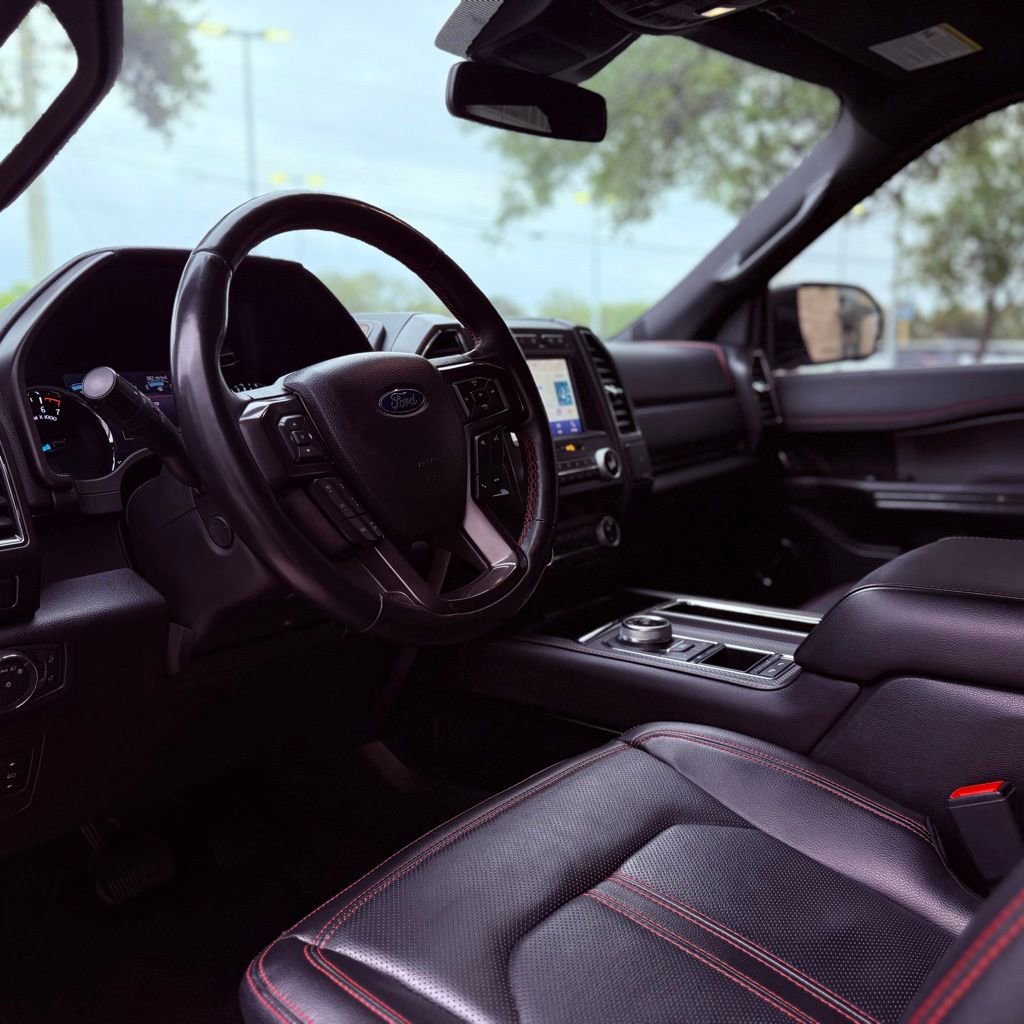 Used 2021 Ford Expedition Max Limited image 25
