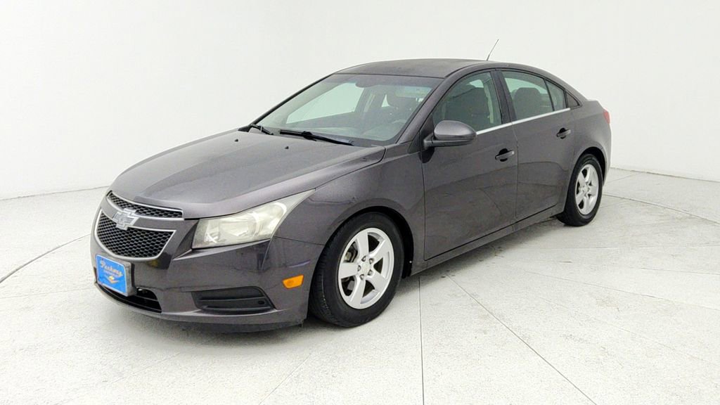 Used 2014 Chevrolet Cruze LT image 4