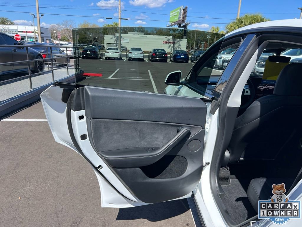 Used 2023 Tesla Model Y Long Range image 39