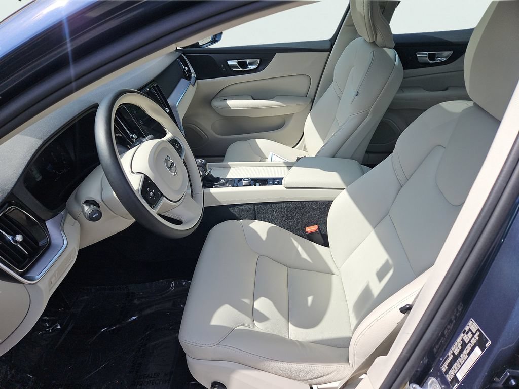 Used 2020 Volvo S60 T6 Momentum w/ Protection Package Premier AWD/4WD image 32