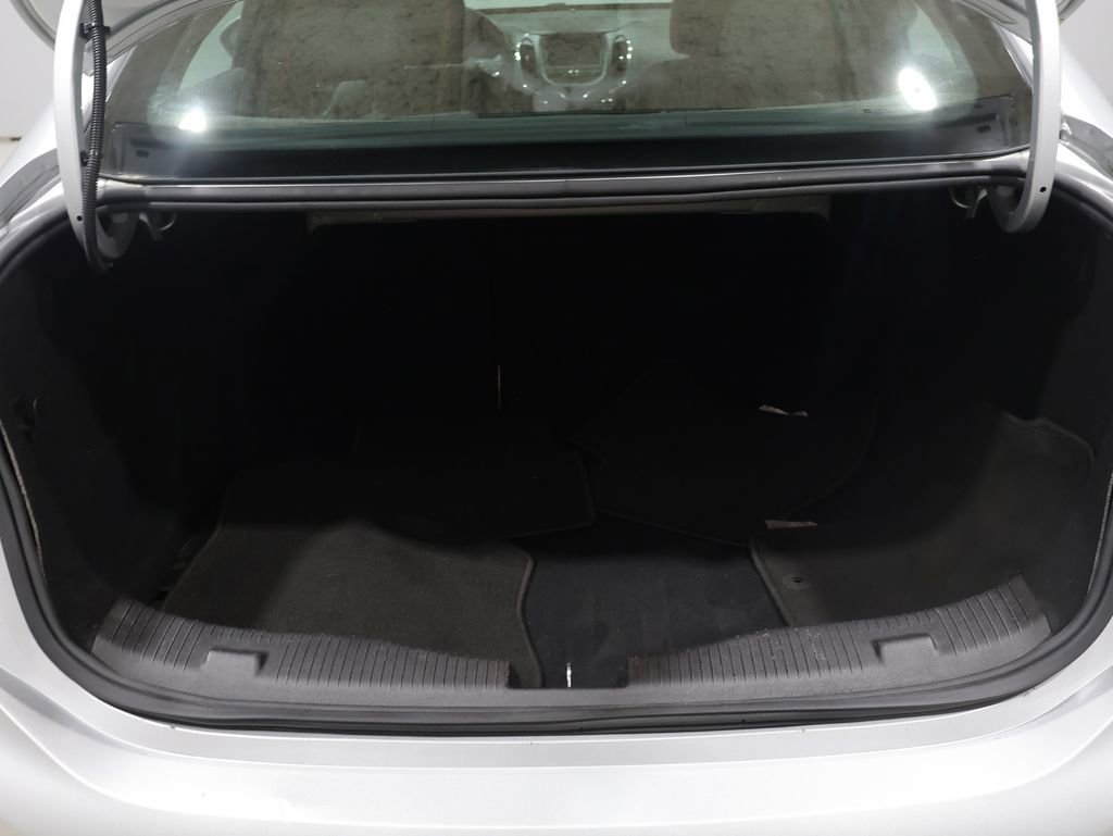 Used 2016 Chevrolet Cruze LT w/ Convenience Package image 4