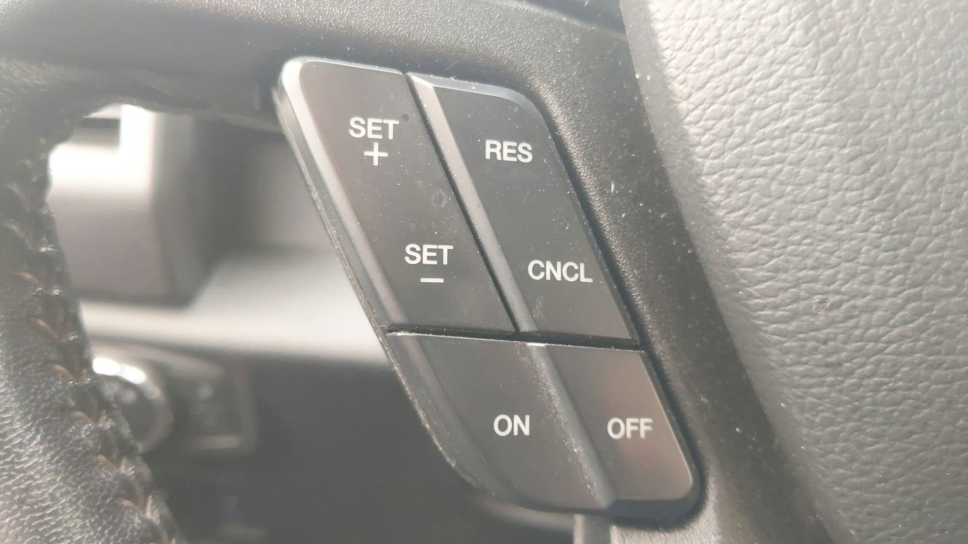 Used 2018 Ford F150 XLT w/ Equipment Group 302A Luxury AWD/4WD image 21